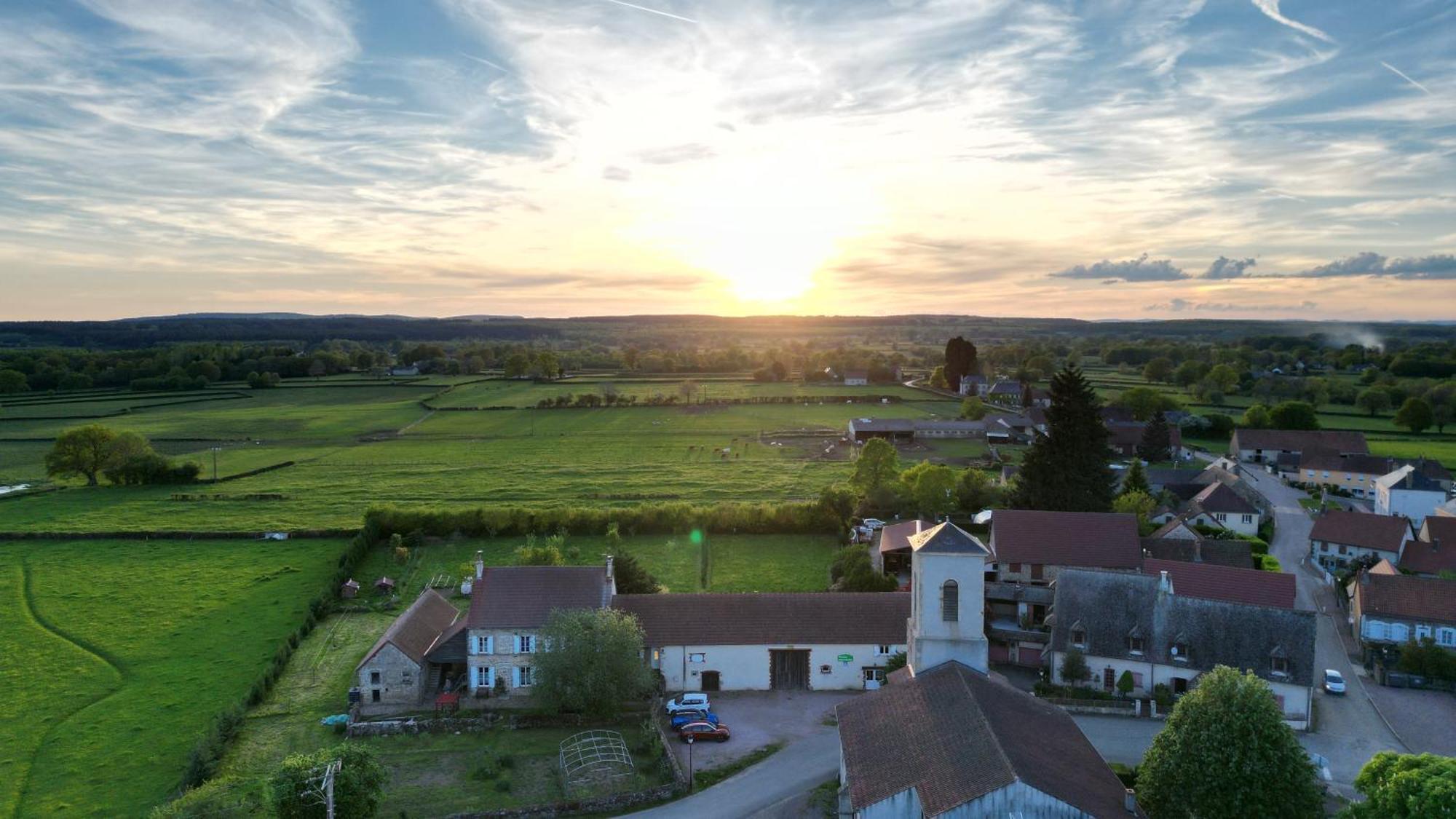 Morvan Sejours Antully ภายนอก รูปภาพ